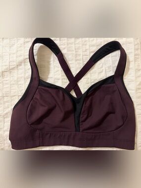 lululemon athletica 34D Ta Ta tamer sports bra - Black and Deep Plum